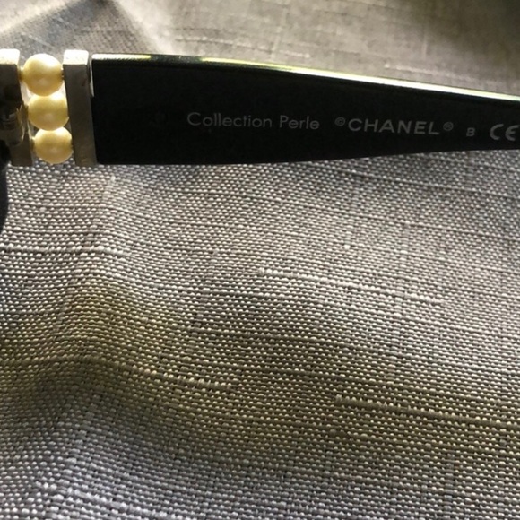 CHANEL Collection Perle Glasses w/ Case - Picture 4 of 8